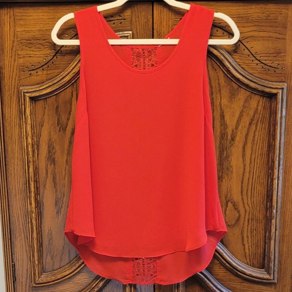 Coral lined sleeveless dressy tank blouse with lace in back. Sz: M - Picture 3 of 4